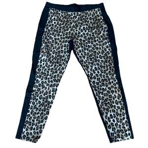 Chicos Womens Sz 2‎ Black Leopard Animal Print Pull On Legging Pants Rayon Blend